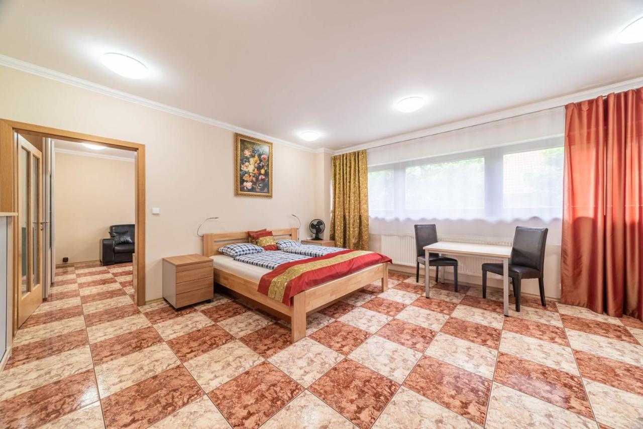 Apartmán blizko centra Prahy Praga Exterior foto